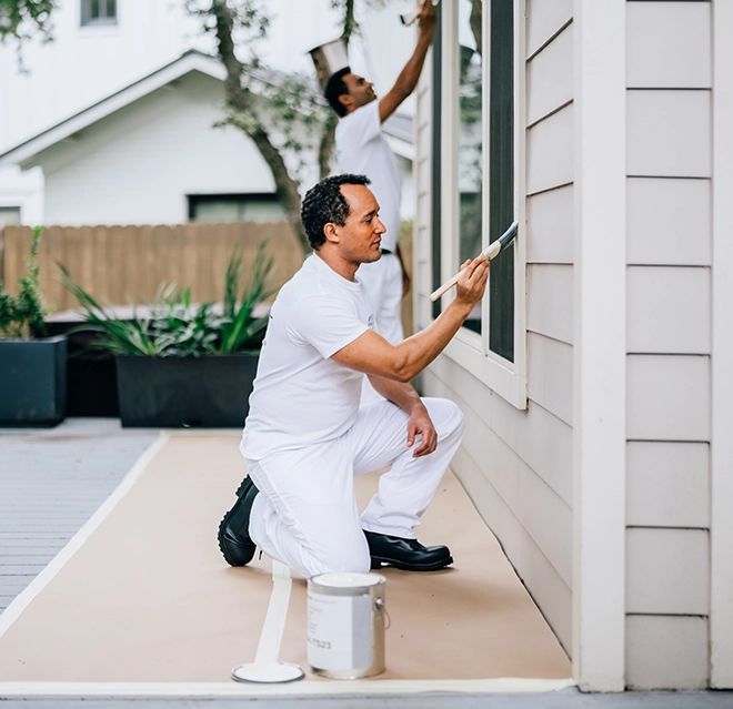 Five Star Painting professional painting a home exterior